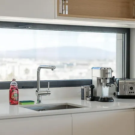 The Sapphire, By Ideal Homes Apartment *